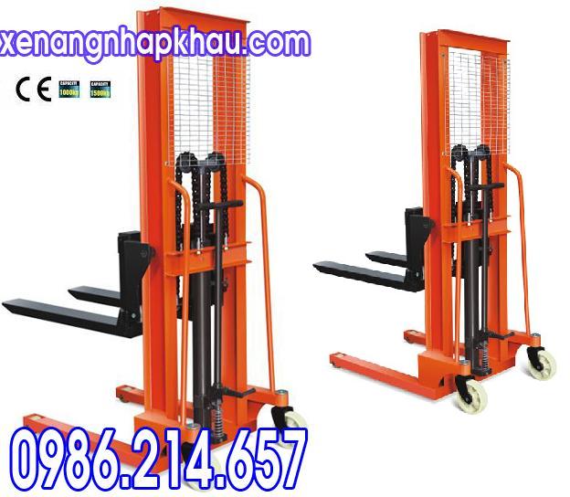 xe nâng tay cao 3 tấn 1.6 mét